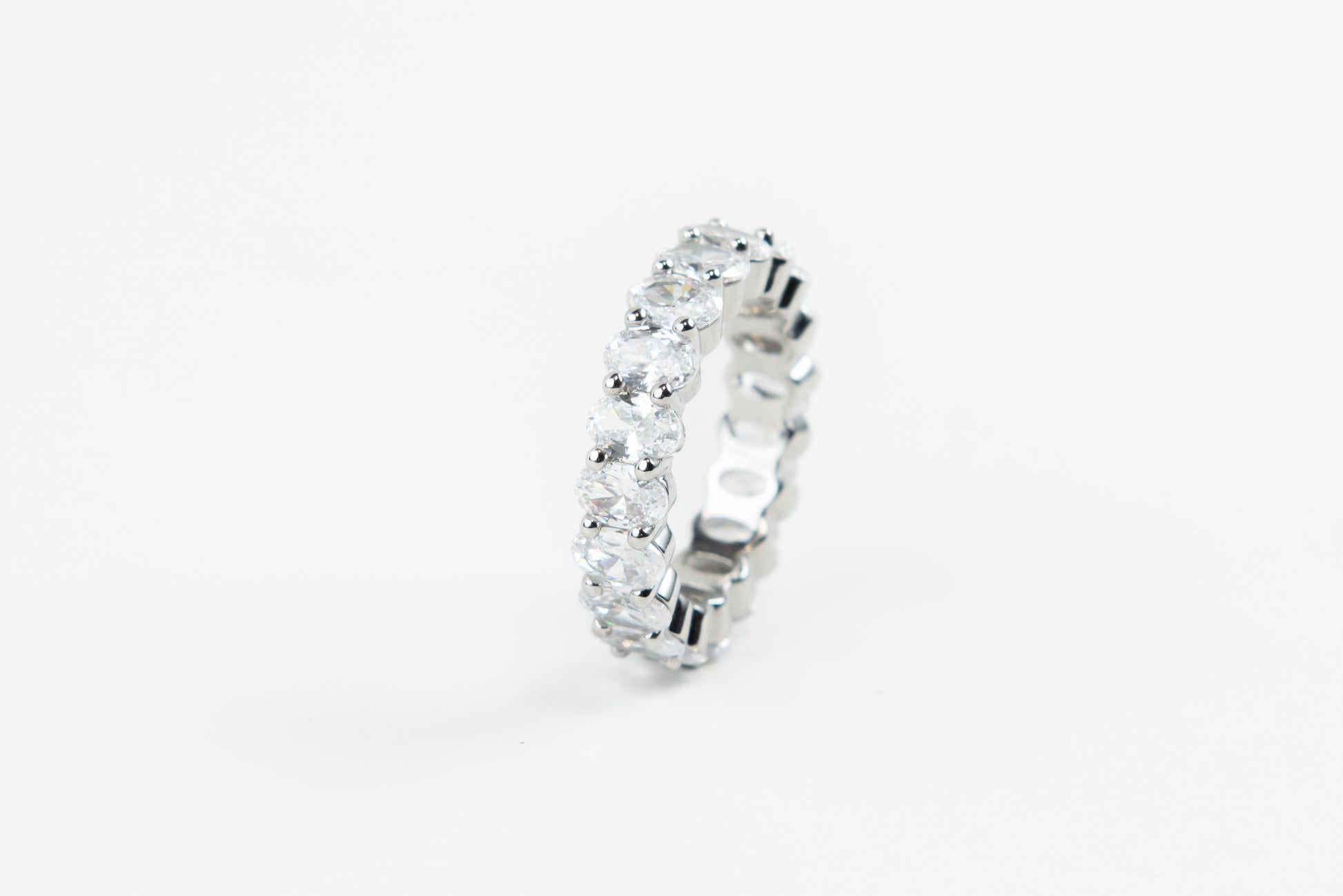 Purchase Oval Cut Ring